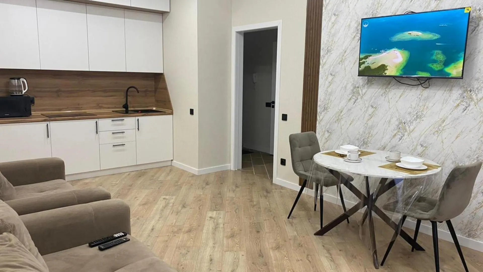 Apartment Люкс Апартаменты Левый Берег Nur-Sultan  Kazakhstan